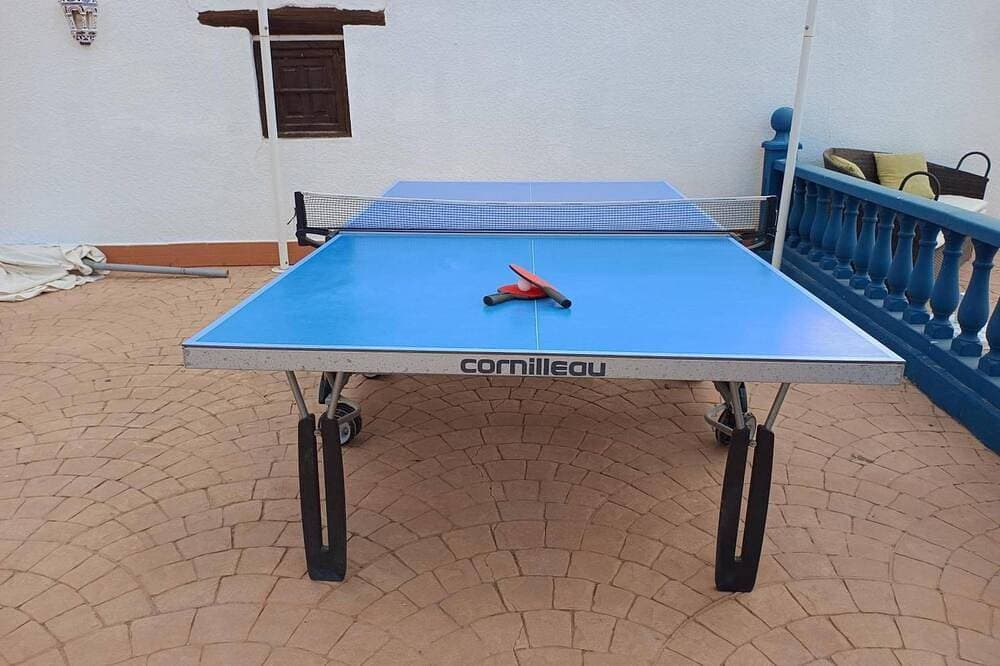 Foto 11 von 12: Zimmer „Naranja“ mit Gemeinschaftspool, WLAN und Klimaanlage