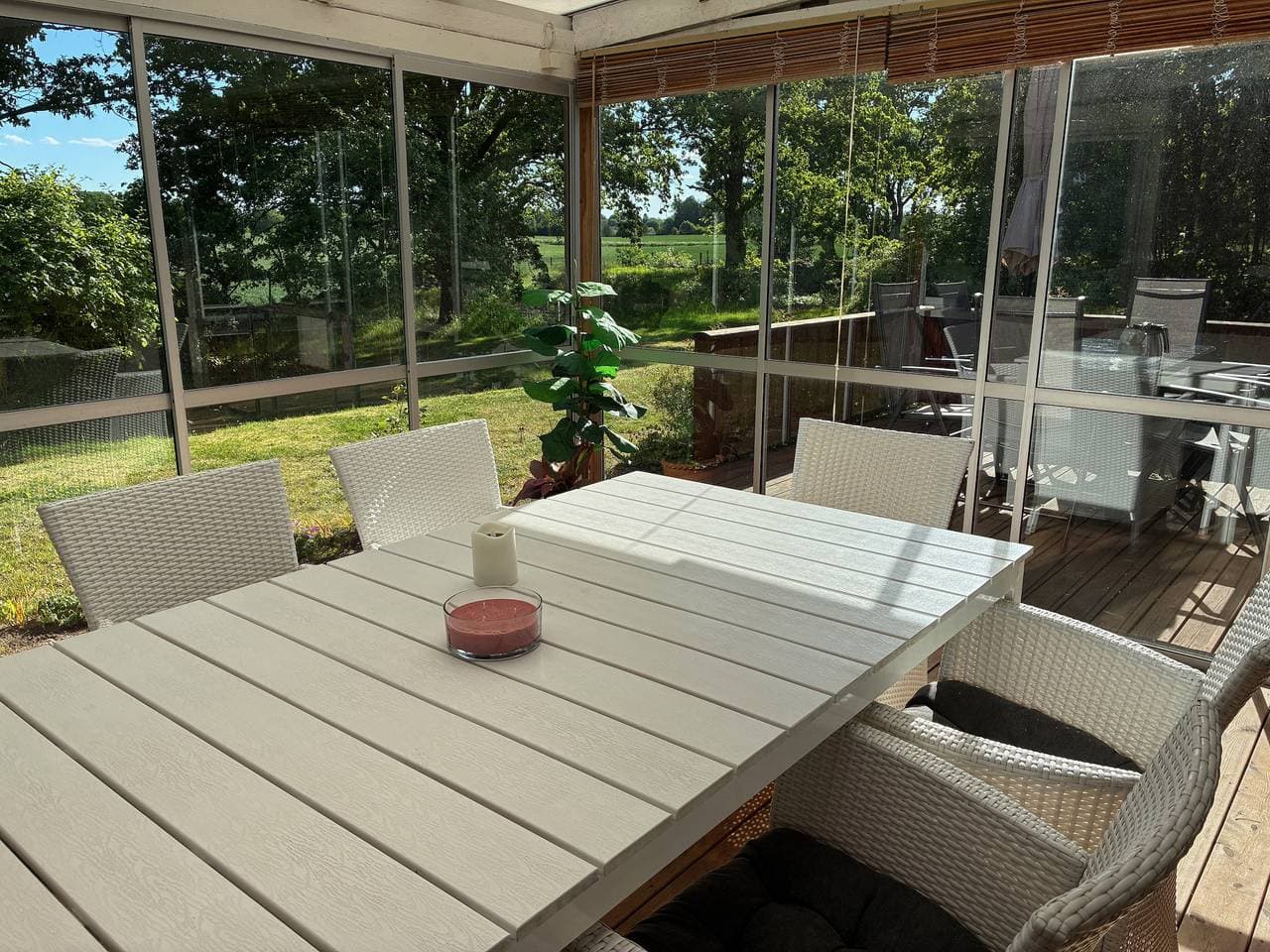 Foto 2 von 106: Bezauberndes Ferienhaus in Småland am Meer mit Sauna