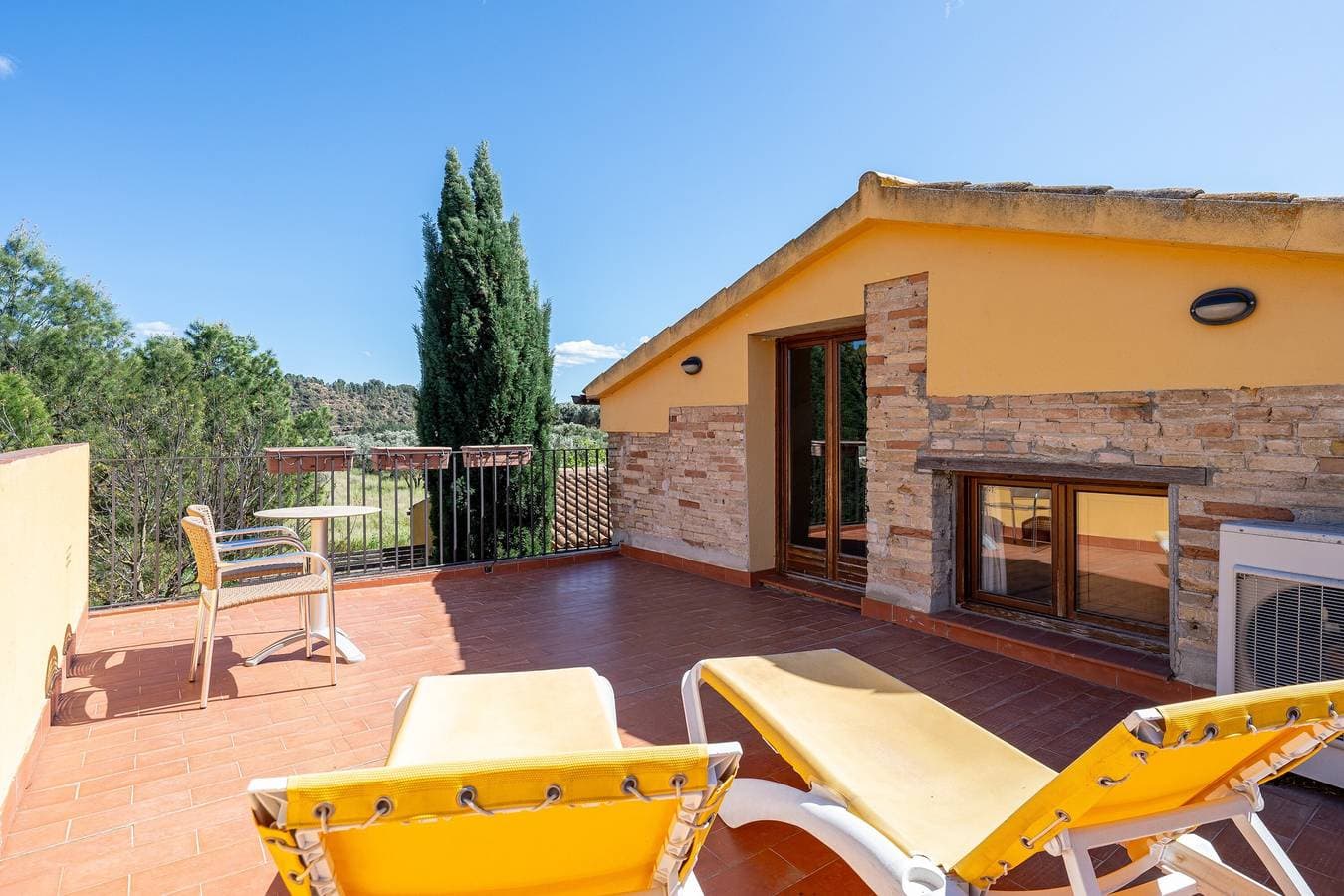 Foto 2 von 39: Ferienhaus 'Mas De Sisco' mit Bergblick, WLAN und Klimaanlage