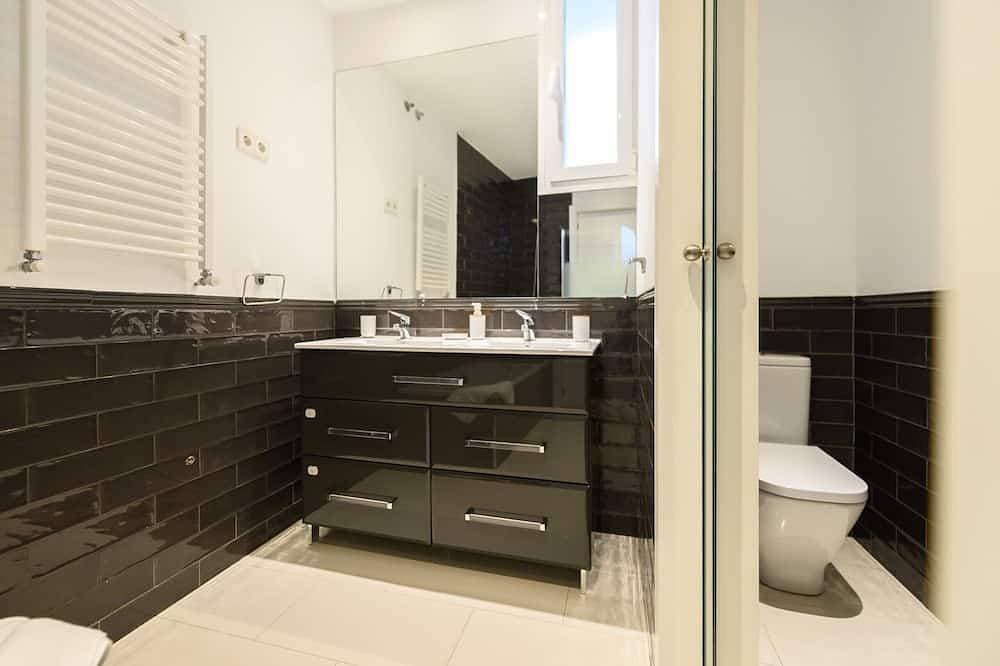 Foto 5 von 21: Bright 2-bedroom flat with balconies in the centre of Madrid