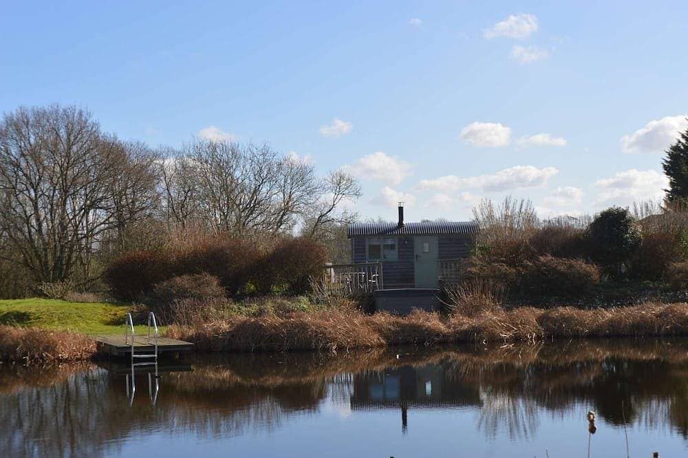 Shepherds Hut mit Whirlpool in atemberaubender ländlicher Umgebung 1