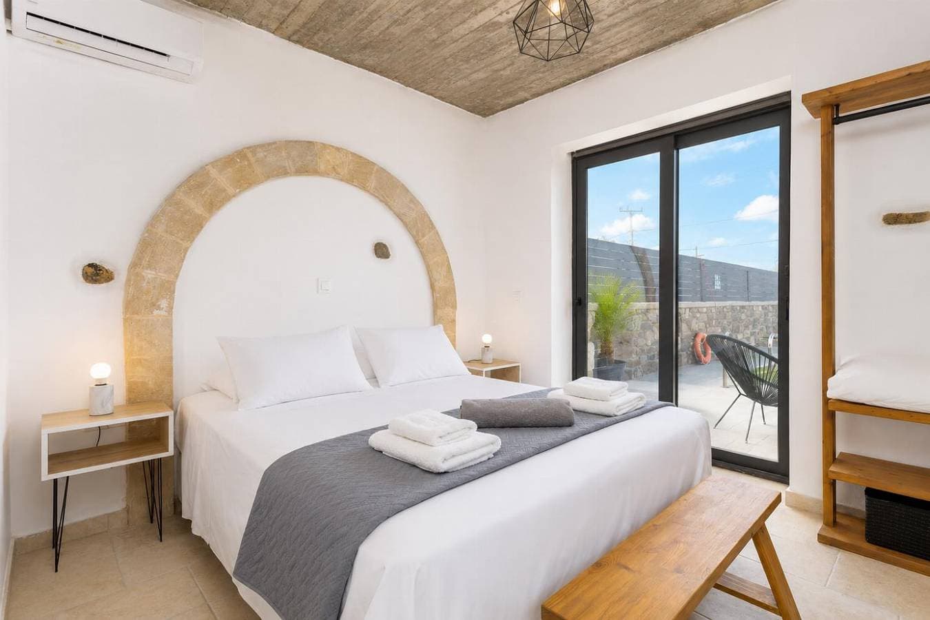 Foto 9 von 18: Villa für 6 Personen mit Garten