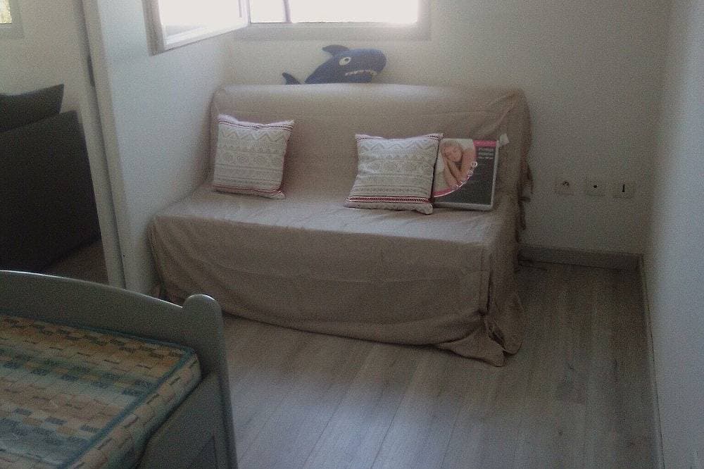 Foto 4 von 14: \"Les Baigneurs\" Apt 3 * very quiet in resi 2 bedrooms and balcony. Private parking lot