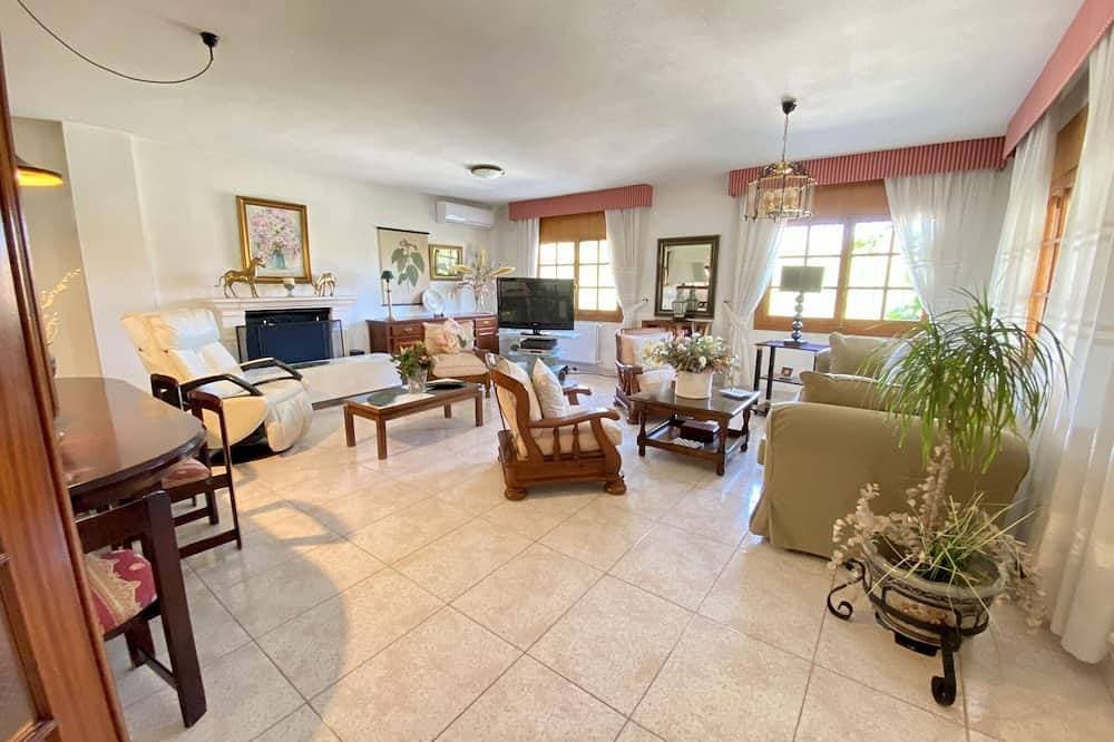 Foto 11 von 30: Magnifica Villa 5 Bed La Font With Private Pool