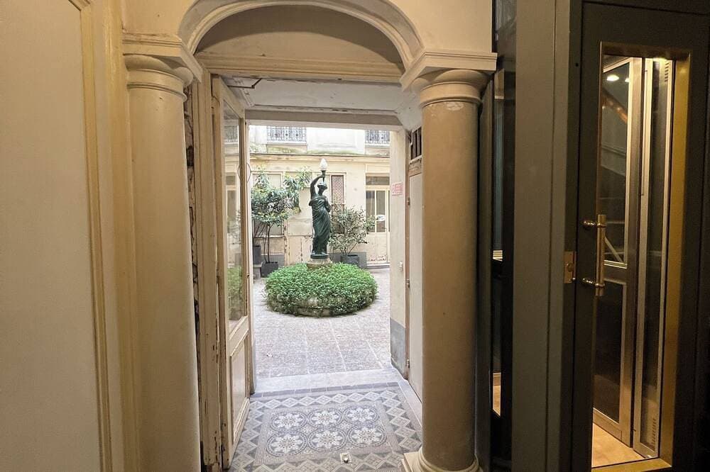 Foto 12 von 13: Charmante Wohnung im historischen Paris