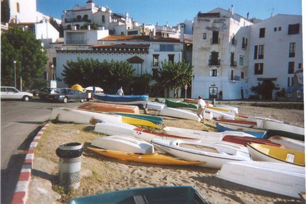 'Villa Rubia' luxurious beachfront  house-chic Mediterranean Cadaques 1
