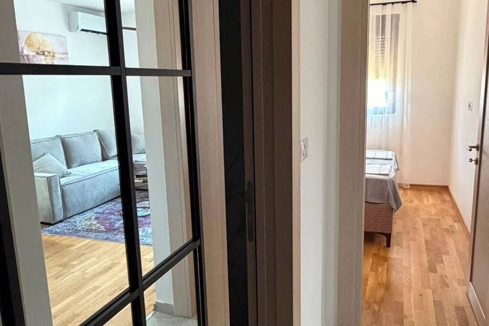 Foto 10 von 21: Peaceful 1-bedroom apartment with AC in charming Podgorica