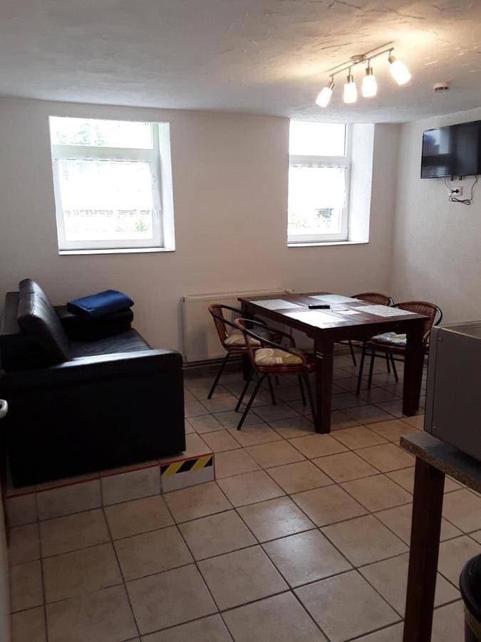 Foto 5 von 8: Triple Room with Bathroom