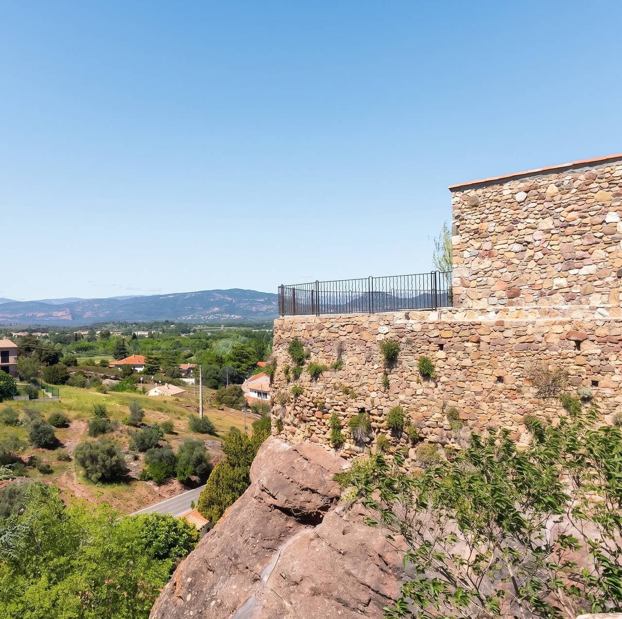 Foto 2 von 30: Charmantes Haus - Roquebrune-sur-Argens - Terrasse und Aussicht