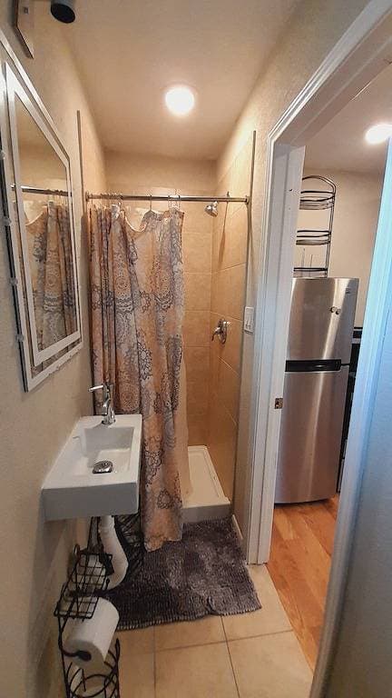 Foto 5 von 29: 1 Bedroom apt. full kitchen and private restroom