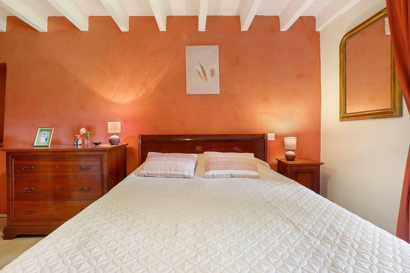 Foto 4 von 32: Bed & Breakfast 'Chambre Tilleul mit Pool', Bergblick, Gemeinschaftspool, WLAN