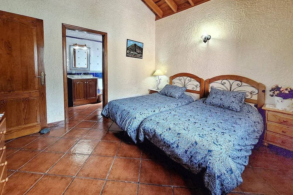 Foto 3 von 26: 2 bedroom amazing home in Buenavista del Norte