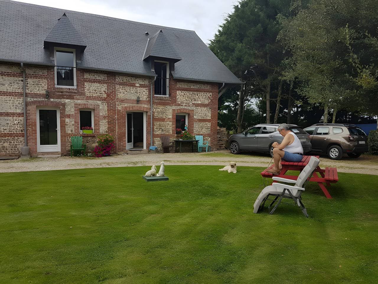 Foto 2 von 39: Landhaus "Gîte Des Hautes Falaises" mit Gemeinschaftsgarten und WLAN