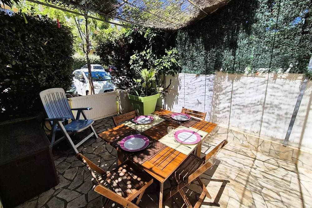 Foto 12 von 13: Residence Les Maisons De La Plage - T2 duplex in secure residence, private parking, swimming pool, air conditioning, internet