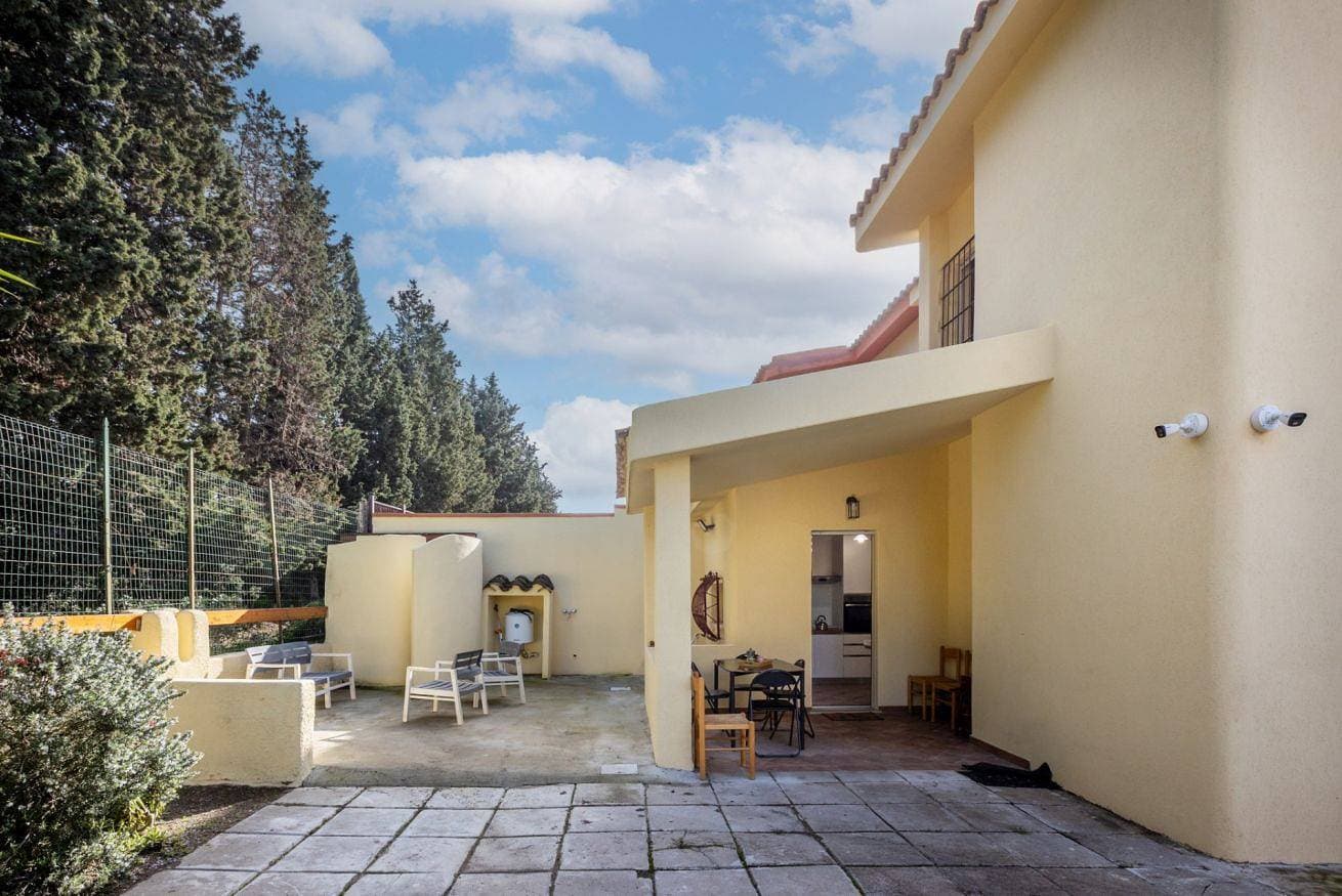 Foto 2 von 35: Ferienwohnung für 4 Personen mit Balkon/Terrasse