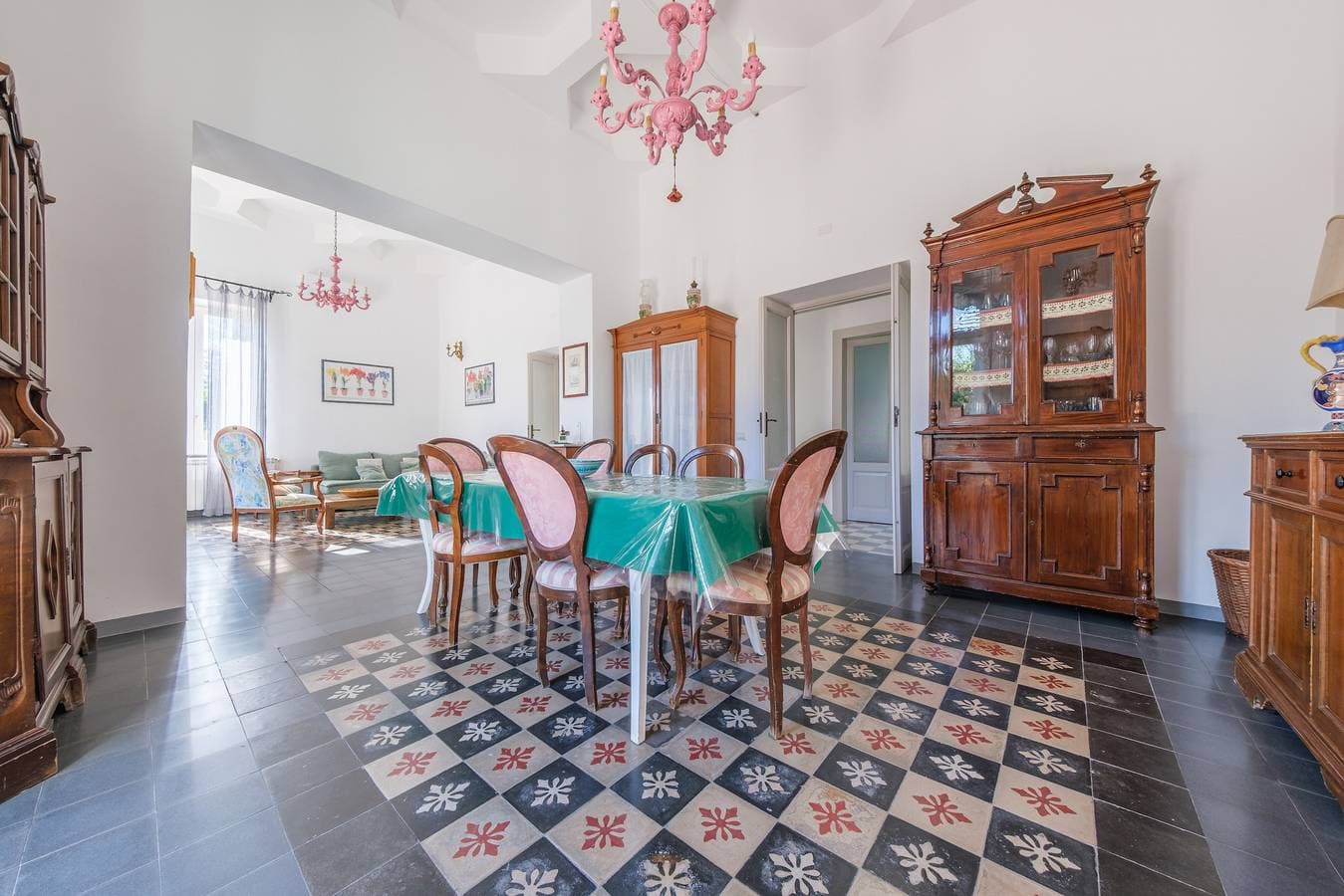 Foto 2 von 38: Villa 'La Casa Bianca' mit privater Terrasse, WLAN und Klimaanlage