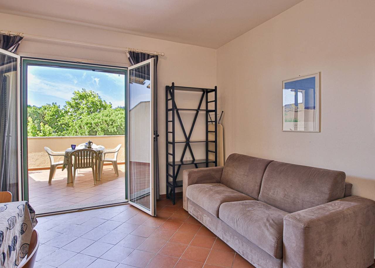 Foto 2 von 14: Ferienwohnung für 4 Personen mit Terrasse