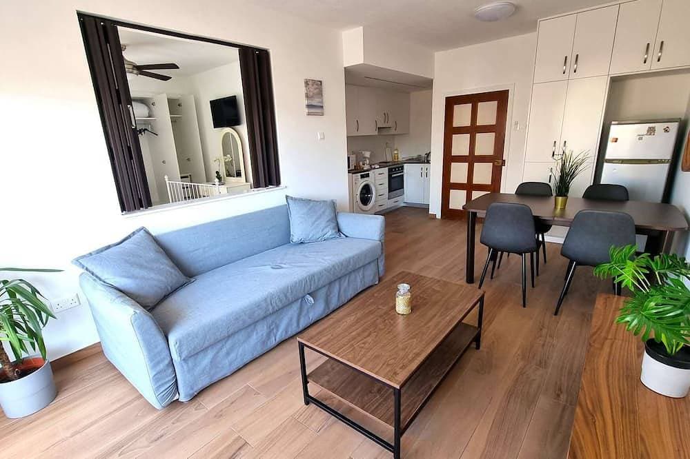 Foto 5 von 8: Sea View Apt - 2 min walk to the Beach + 200Mbit