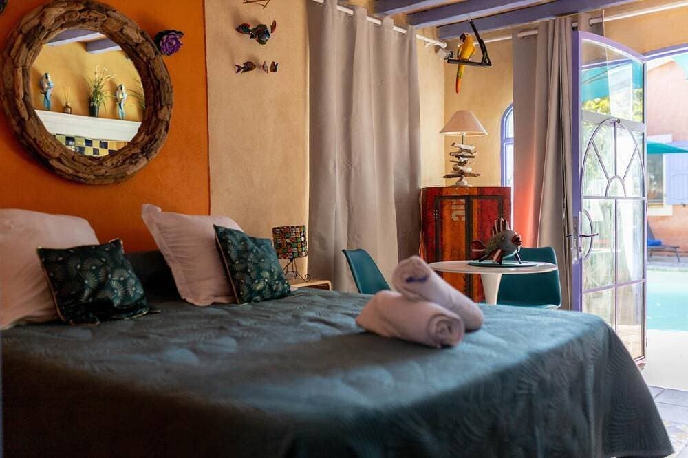 Foto 3 von 11: Studio L'Annexe with shared pool