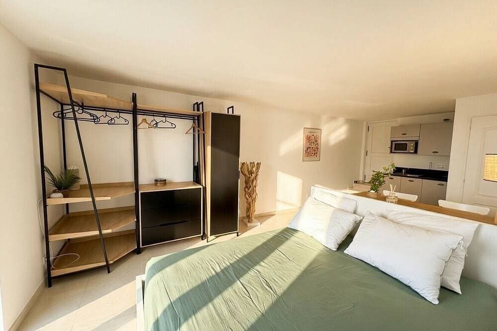 Foto 6 von 21: Bastide Luxueuse - Swimming pool & Xxl view - 12/14 pers