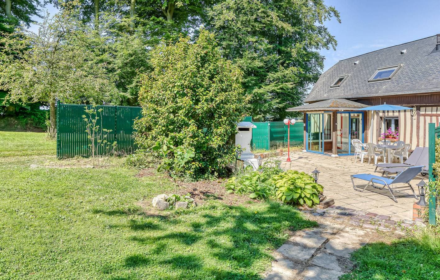 Foto 4 von 21: Gemütliche Wohnung mit WiFi, TV, Parkplatz und Garten in der Nähe von Angerville-l'Orcher