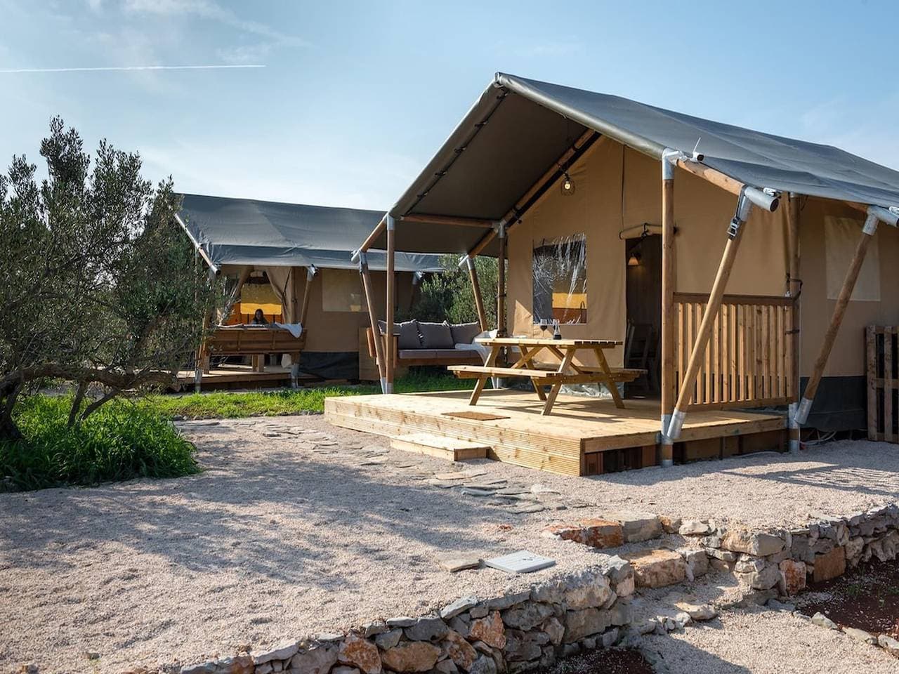 Foto 6 von 27: Insel-Glamping für 4 Personen mit Whirlpool