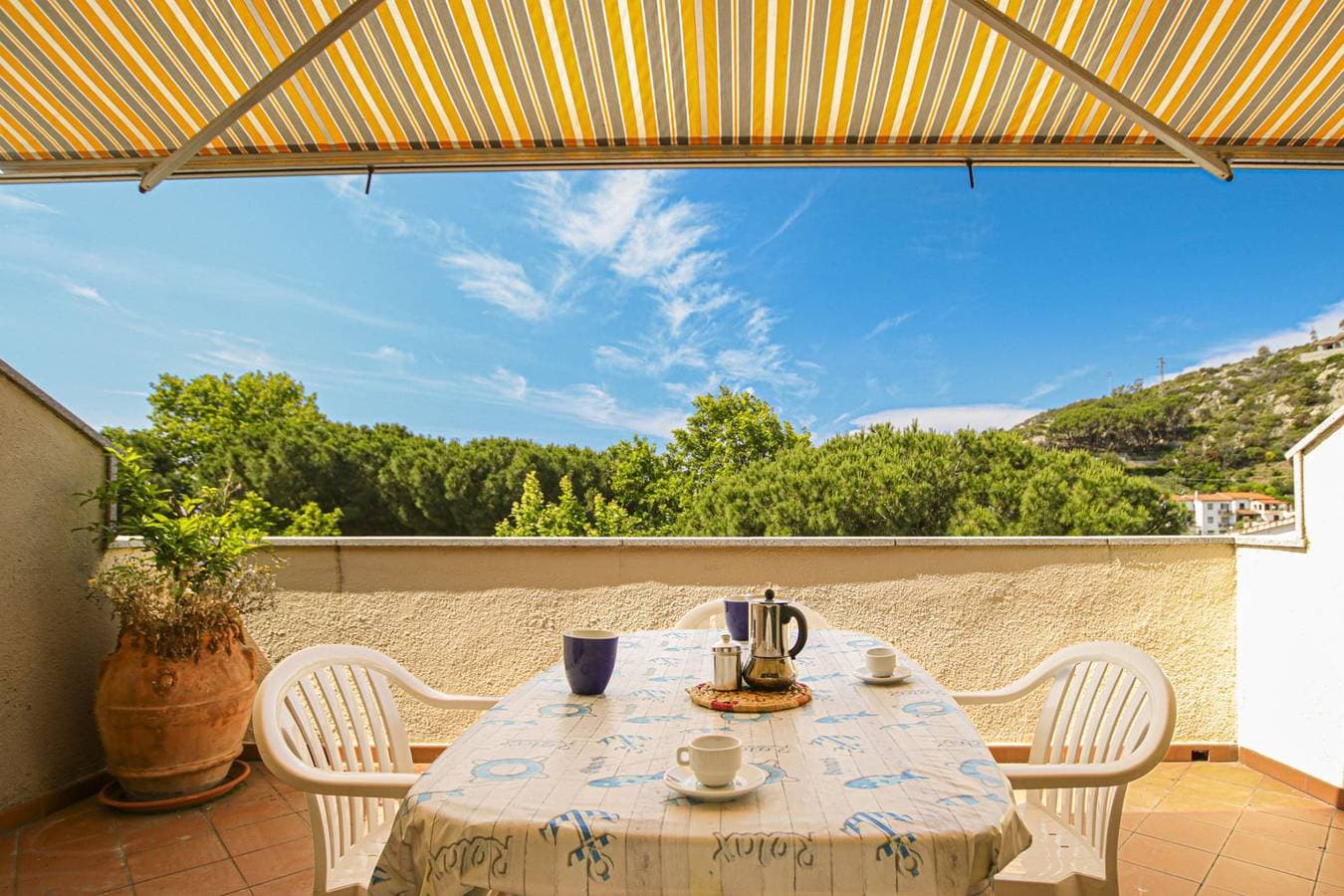 Foto 13 von 14: Ferienwohnung für 4 Personen mit Terrasse