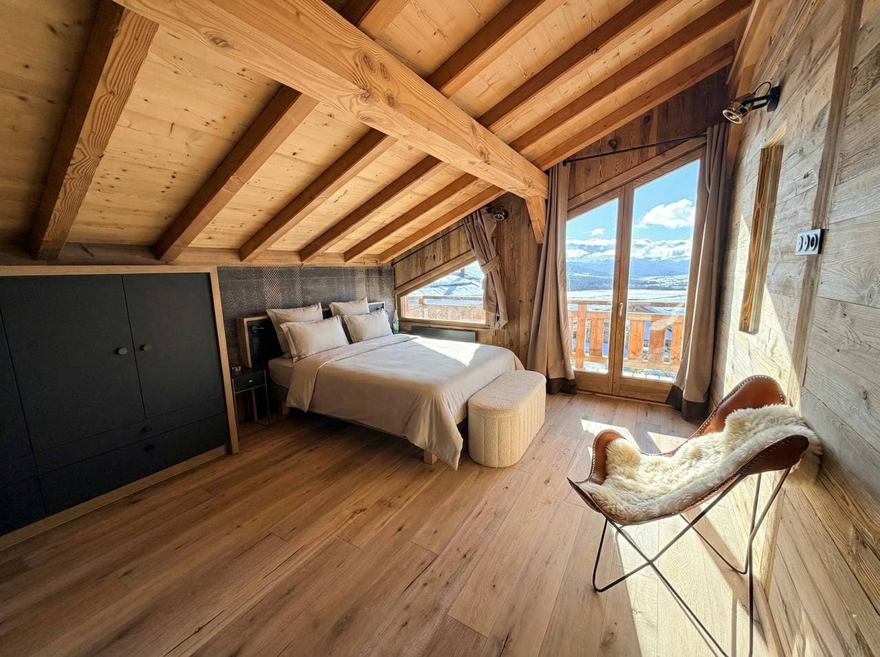 Foto 12 von 35: Neues, luxuriöses Chalet mit Panoramablick und Whirlpool