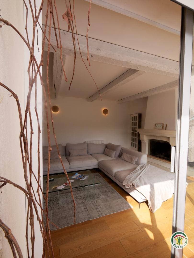 Foto 5 von 32: Gemütliche Gite mit Parkplatz, TV, Kamin in der Nähe von See und Fluss