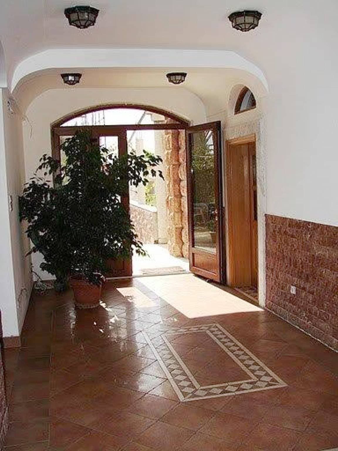 Foto 9 von 24: Levantin Inn half, 1 Apt N15, Sveti Stefan, Montenegro
