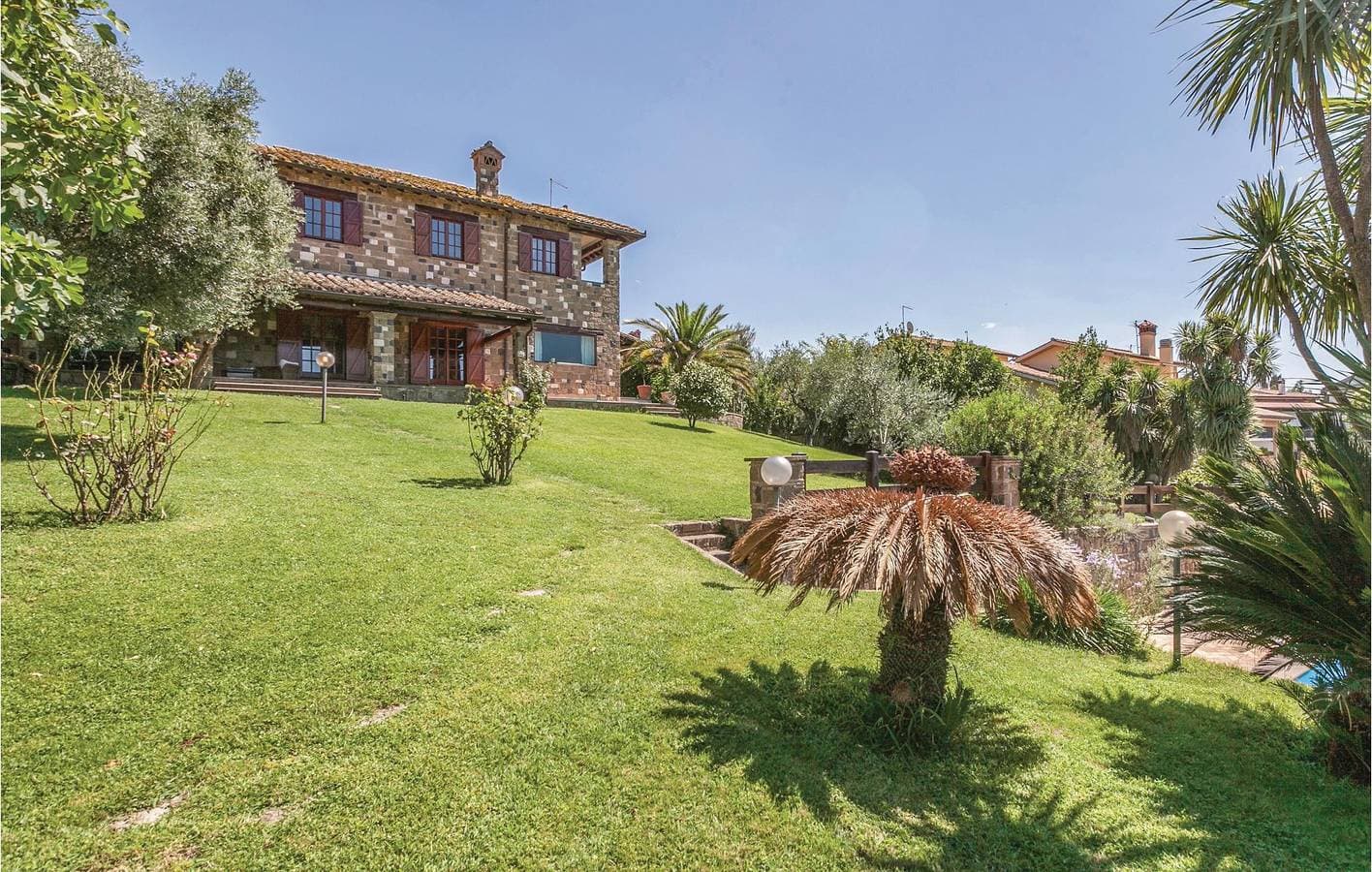 Foto 2 von 30: Gemütliche Ferienwohnung mit Pool und WLAN in der Nähe von Anguillara Sabazia