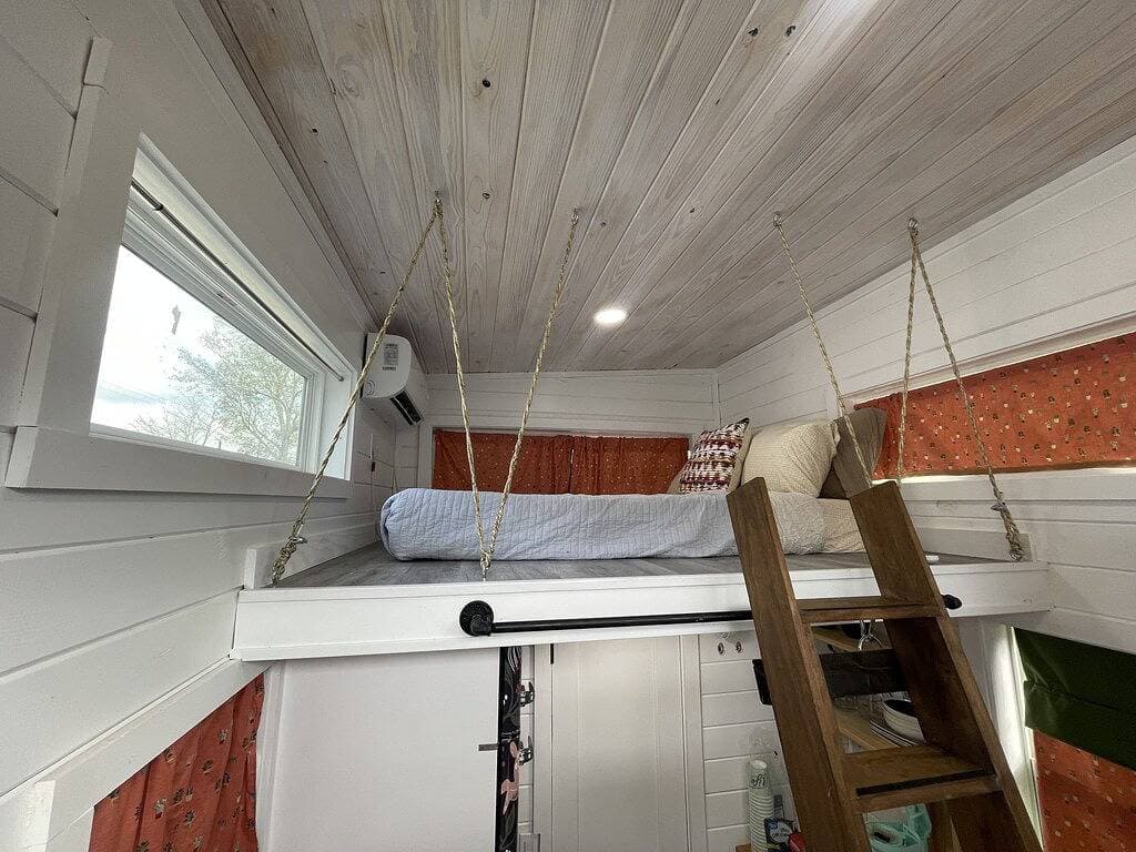 Foto 8 von 14: Houston Tiny Home Micro Home, Amazing Home Stay