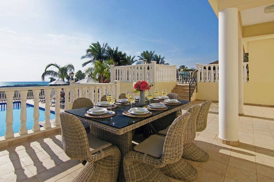 Foto 10 von 40: Villa für 8 Personen mit Garten