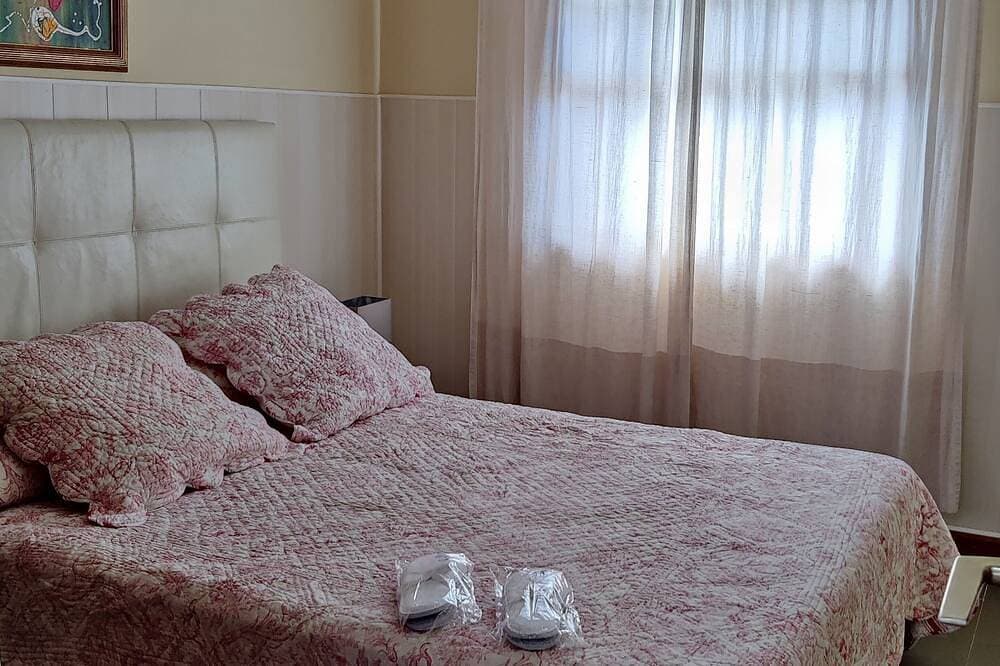 Foto 2 von 30: Villa mit 3 Schlafzimmern am Strand - Langzeitmiete