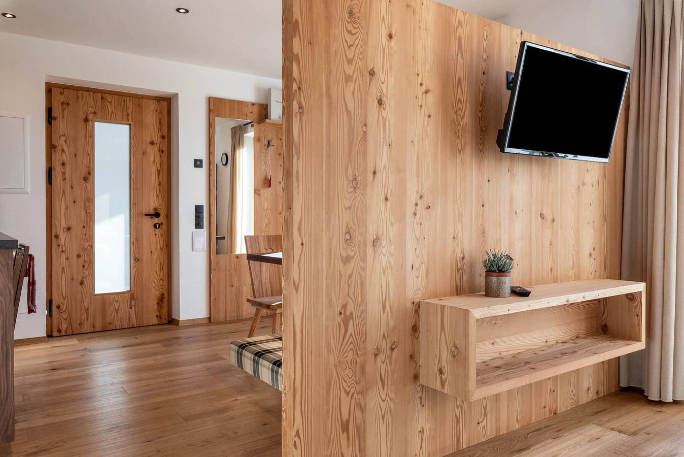 Foto 4 von 23: Ferienwohnung "Guntschöllerhof Laugen" mit Bergblick, WLAN, Balkon und Garten