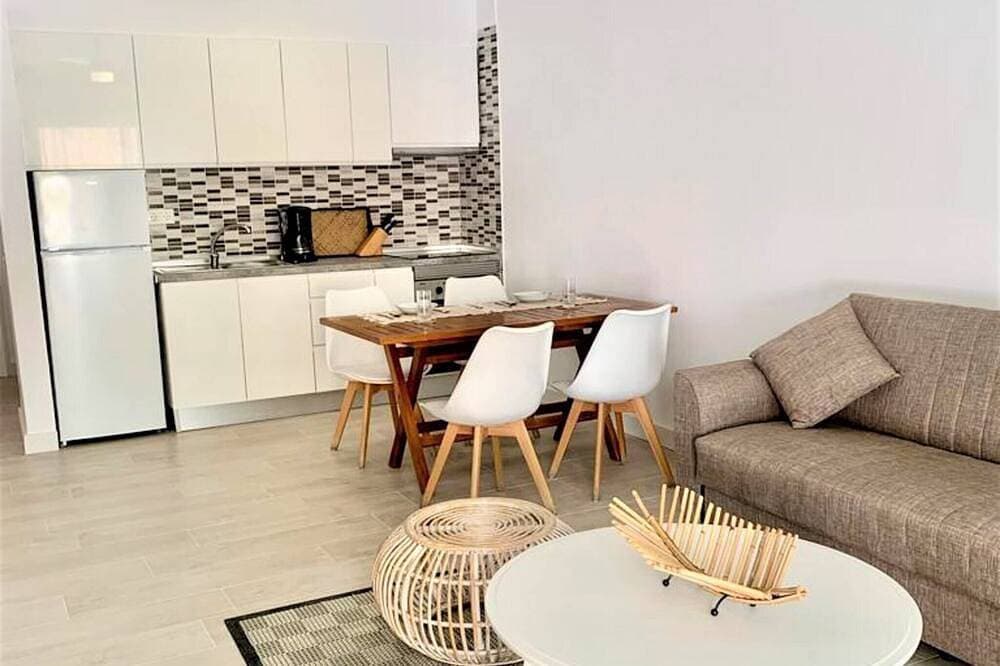 Foto 10 von 16: Gold Sand, Huge Terrace, Fast Wi-Fi, Sat TV