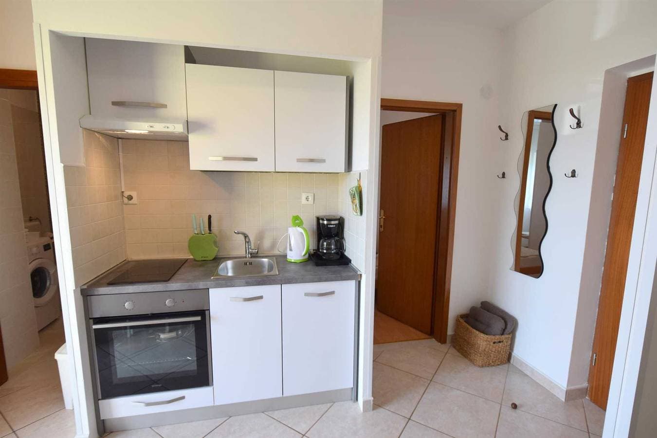 Foto 9 von 17: Ferienwohnung Josipa 4 mit Balkon