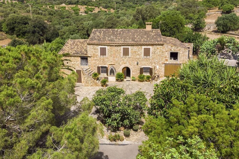 Foto 12 von 30: Schönes alleinstehendes Ferienhaus mit  W-Lan, privatem Pool, TV, Terrasse, Haustiere erlaubt