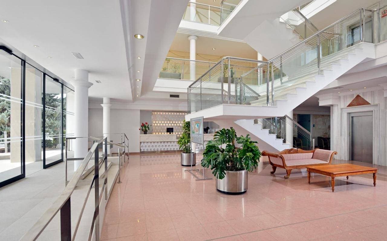 Foto 5 von 18: One-Bedroom Apartment with Balcony