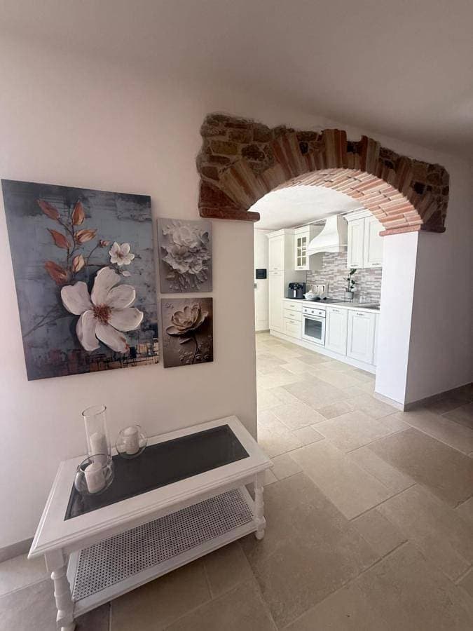 Relax House Sardara 1