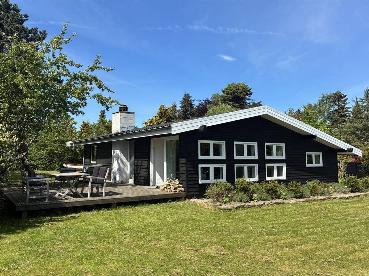 "Hendrina" - 500m from the sea 1