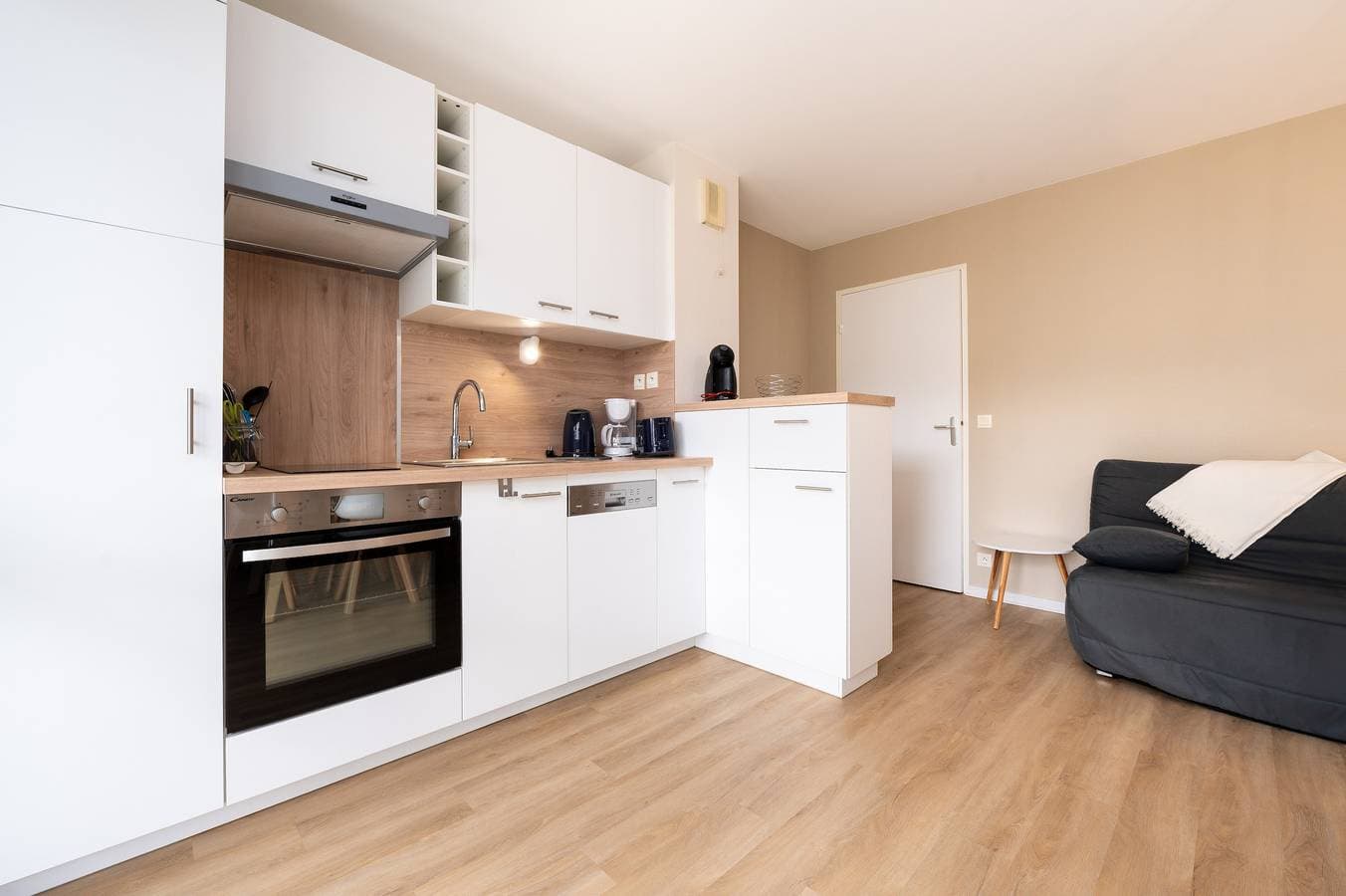 Foto 9 von 22: Ferienwohnung 'L'Optimist' mit Hafenlage, nahe Strand, Thalasso, Parkplatz, ohne Wäsche & Reinigung