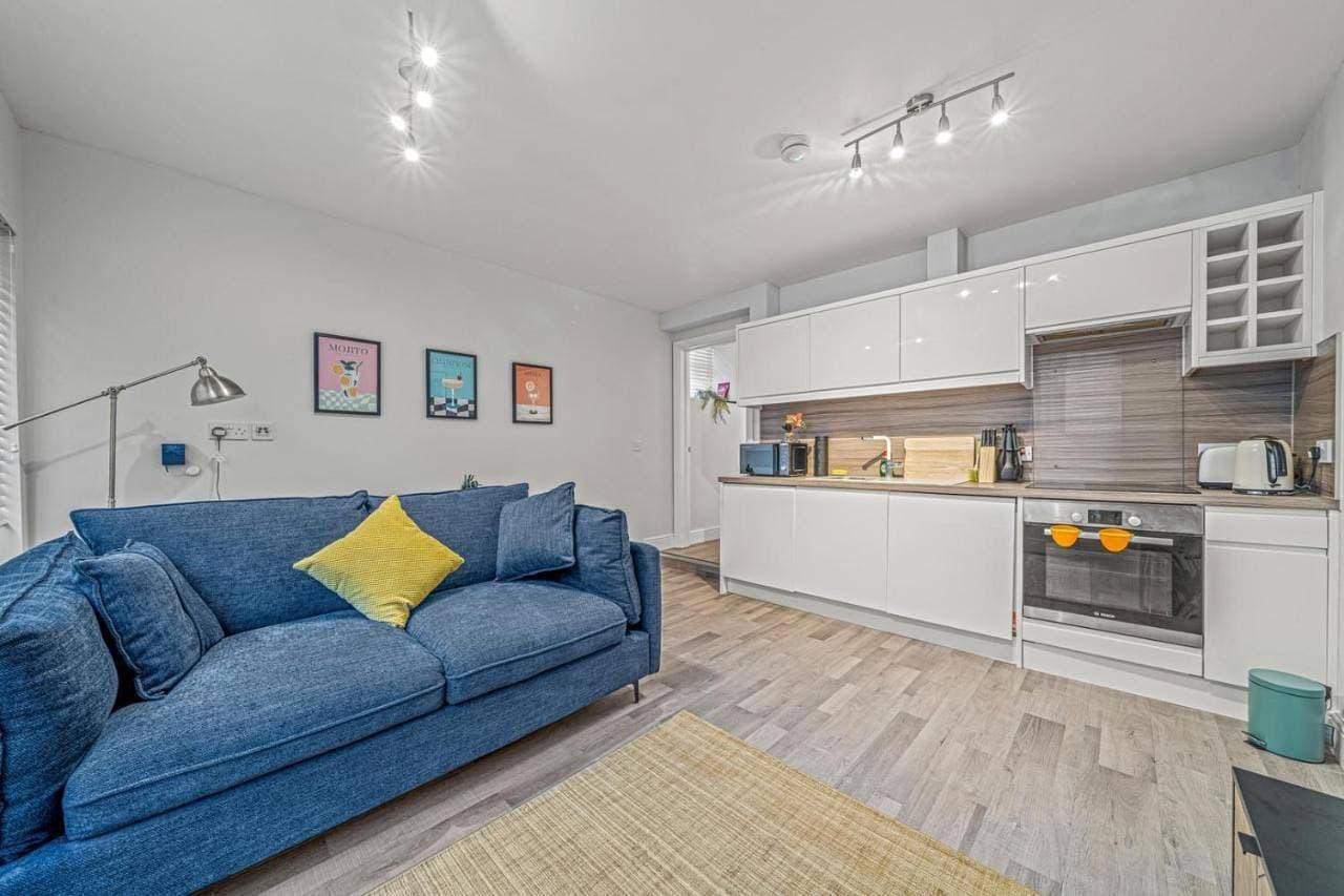College Lane Apartment, Bury St Edmunds 1