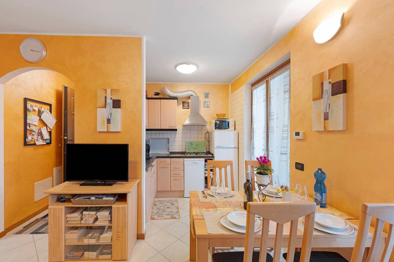 Foto 6 von 28: Ferienwohnung "Entspannung pur zwischen See und Bergen" mit Pool, Terrasse & Whirlpool
