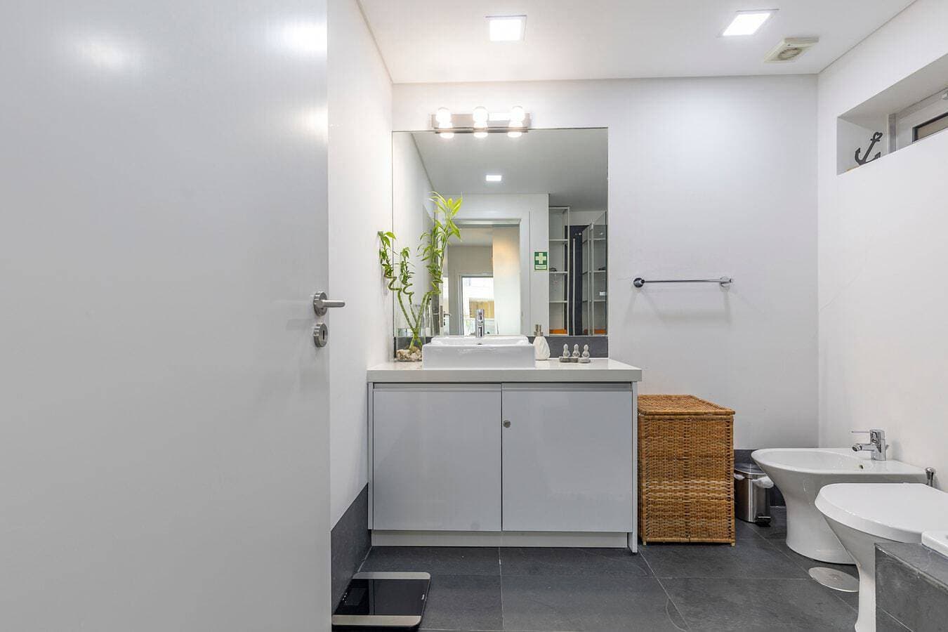 Foto 12 von 50: Ferienwohnung für 2 Personen mit Balkon/Terrasse