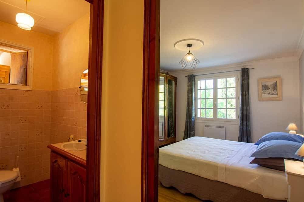 Foto 4 von 21: Geräumiges Haus mit privatem Pool und Internet in Villamblard