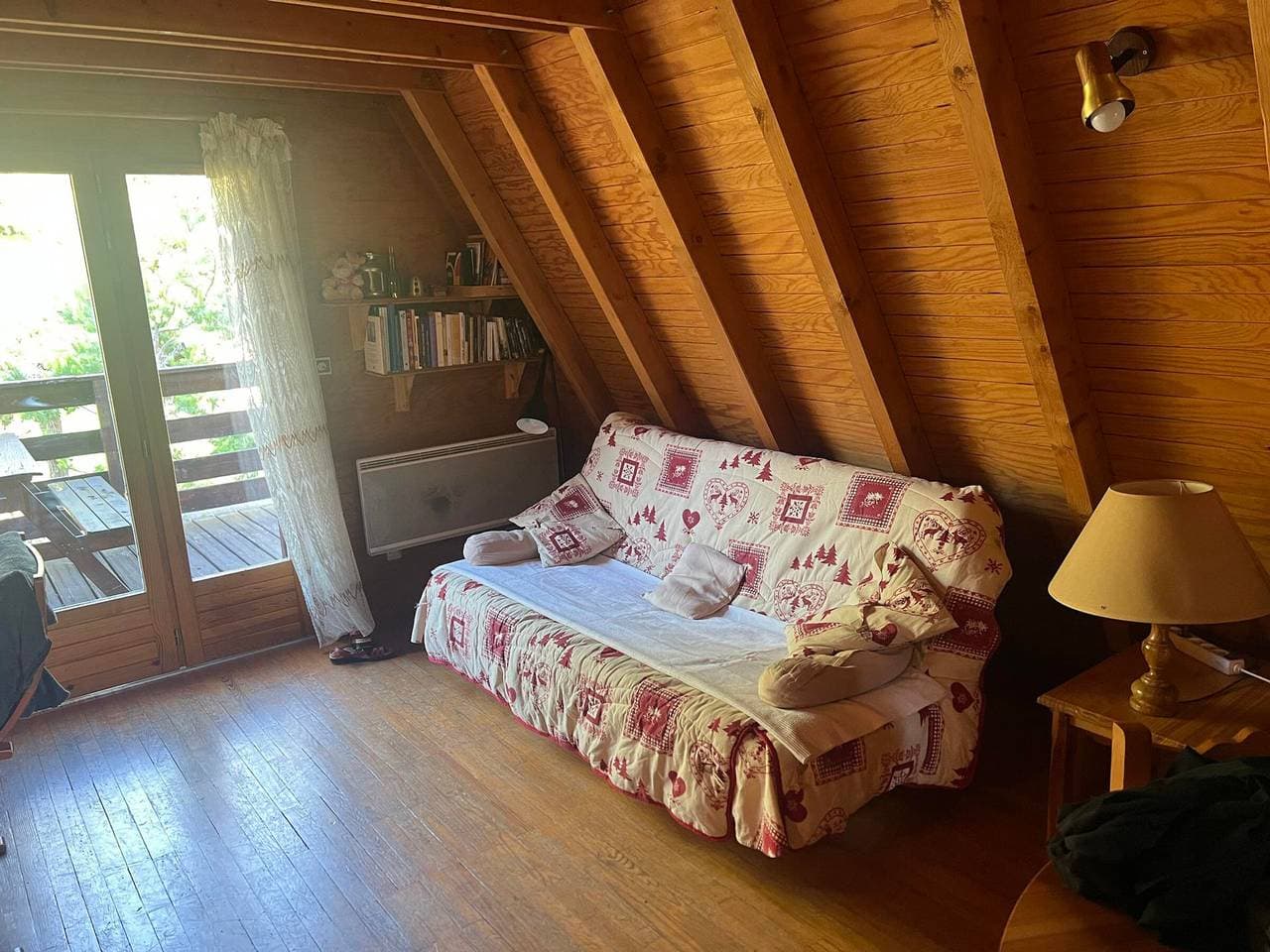 Foto 4 von 18: 3-Zimmer-Chalet mit Terrasse und Kostenlosem Parkplatz