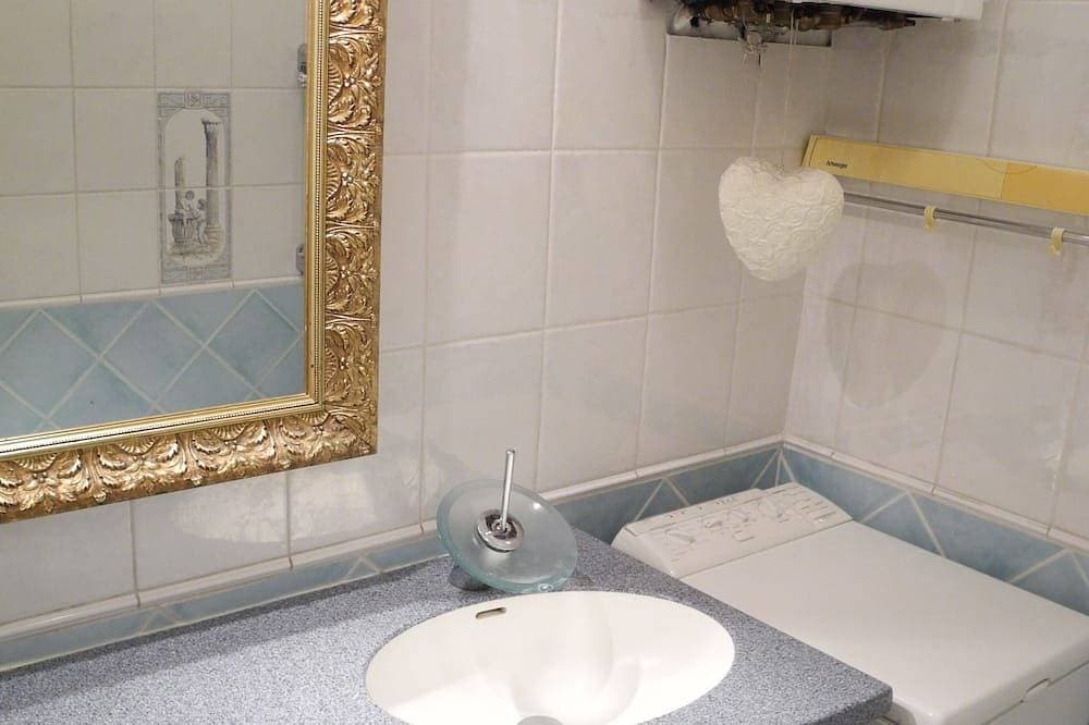 Foto 4 von 11: Liebevoll eingerichtetete Jungendstilwohnung in Gründerzeithaus