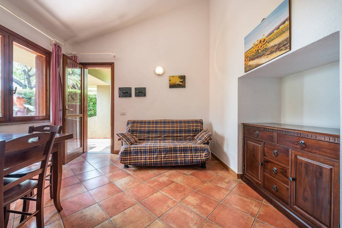Foto 6 von 28: Ferienhaus im Grünen und direkt am Meer – Accu is Prezzus E special