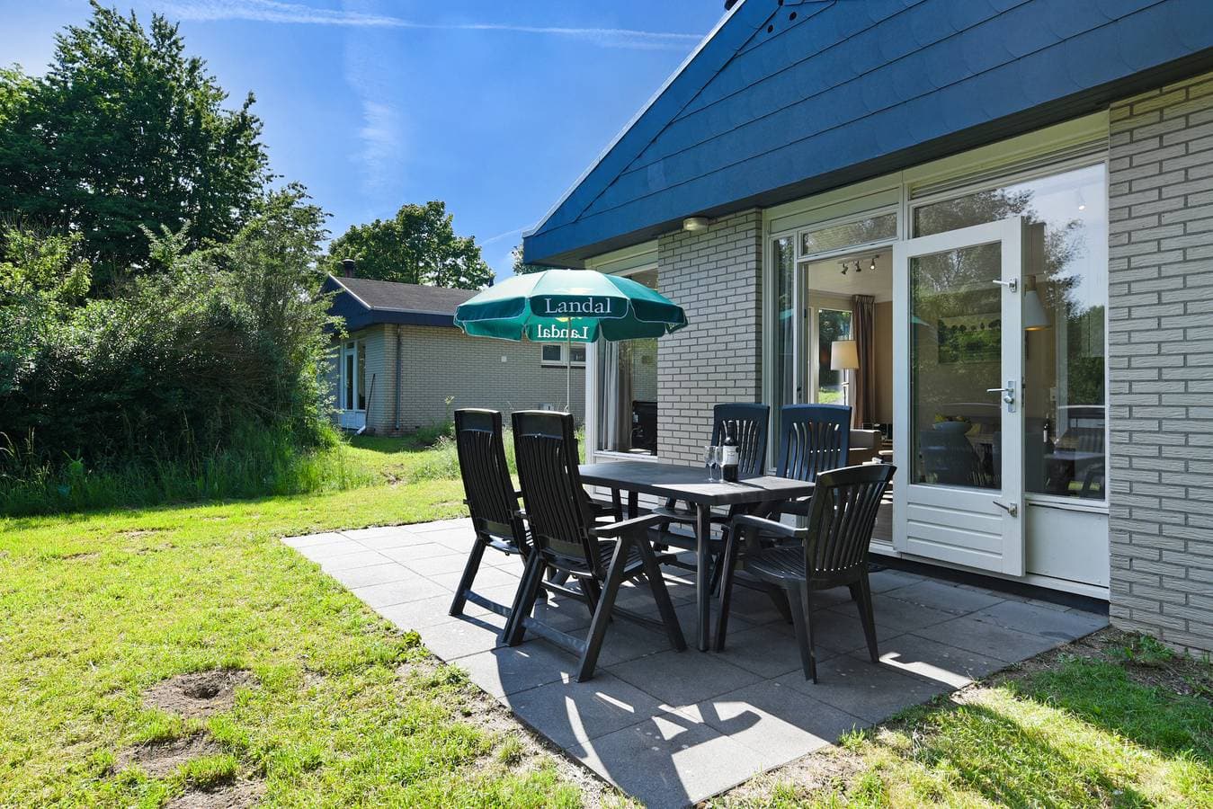 Foto 8 von 33: Bungalow für 6 Personen mit Balkon/Terrasse